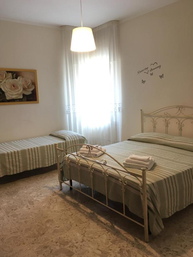 B&B Al Campanile Таранто Экстерьер фото